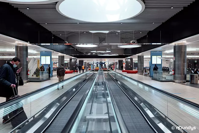 Dentro l’aeroporto di Fiumicino gestito dalla nostra concessionaria Aeroporti di Roma